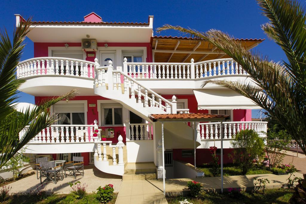 Nereids Apartments And Studios Chrysi Ammoudia Exterior photo