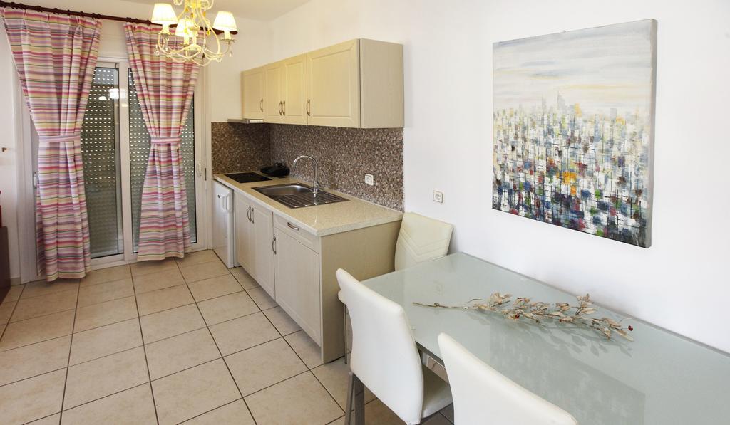 Nereids Apartments And Studios Chrysi Ammoudia Exterior photo